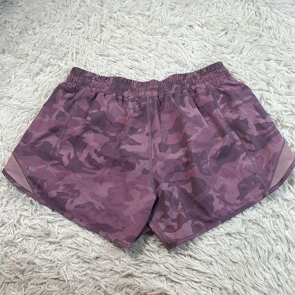 Lululemon Hotty Hot Short II *Long 4" Incognito Camo Pink Taupe Multi / Pink Tau - Picture 5 of 6